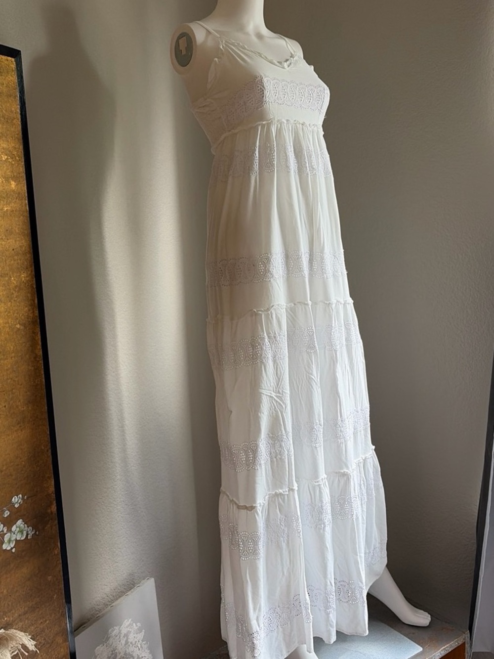 Doen style White eyelet tiered maxi dress with embroidered eyelet lace detailing